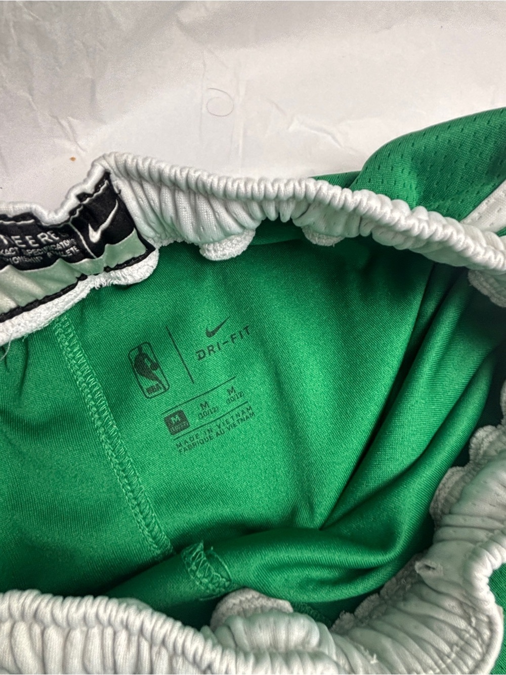 Boston Celtics Nike Youth Swingman Performance Shorts- Kelly Green Icon Edition - Picture 6 of 8